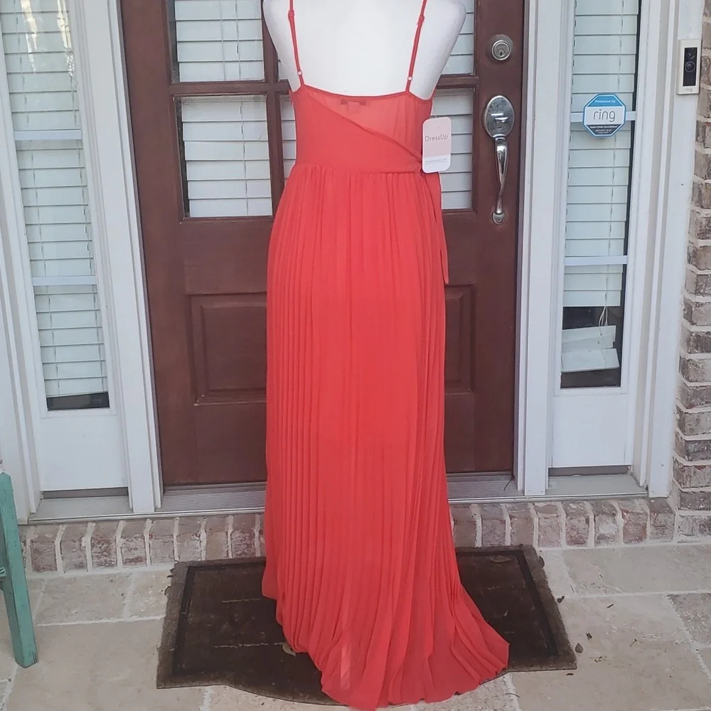 NWT! Dress Up FavLux Red Pleated Maxi Strappy Dress - Picture 5 of 5